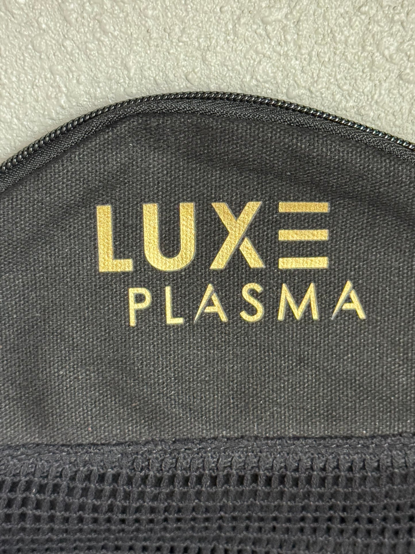 LUXE Plasma Canvas Makeup/Product Bag