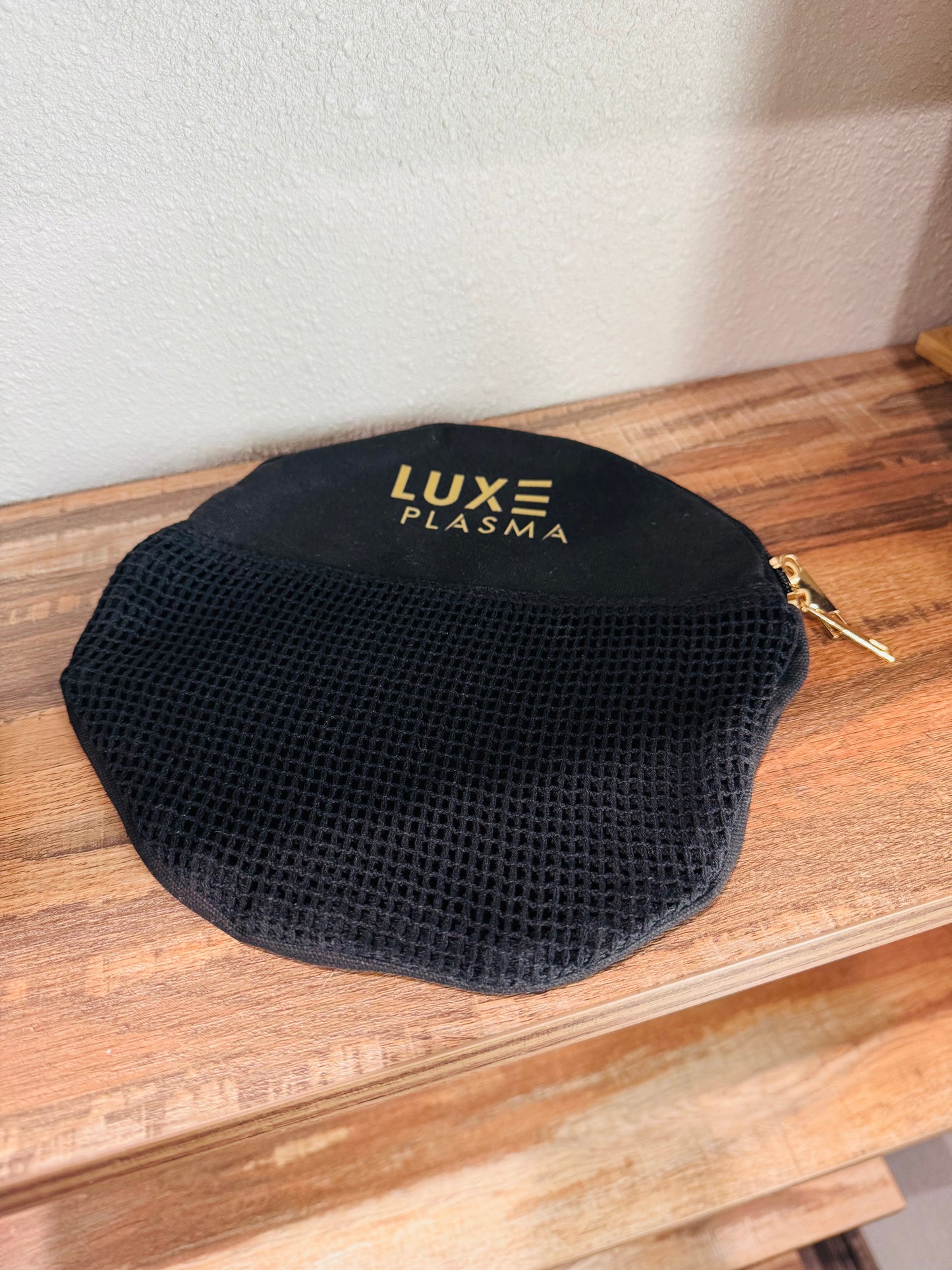 LUXE Plasma Canvas Makeup/Product Bag
