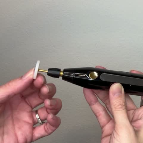 The Cold Plasma tip going onto the LUXEplaxel